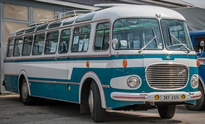 Советский автобус
